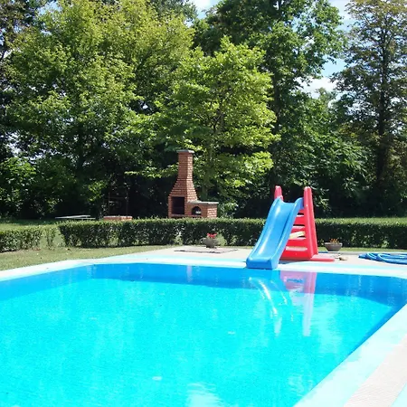 ヴィラ Boros Kastely Vendeghaz *