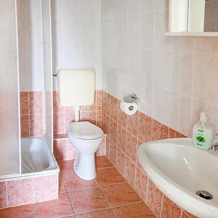 ヴィラ Boros Kastely Vendeghaz