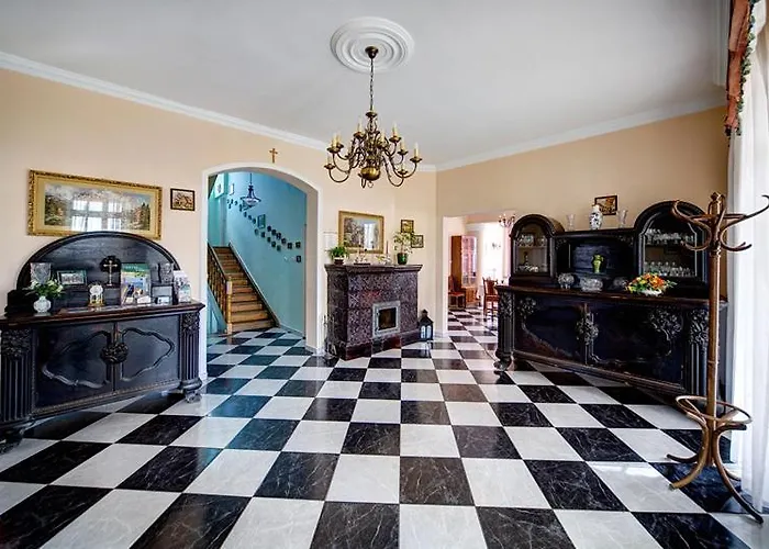 Boros Kastély Villa *